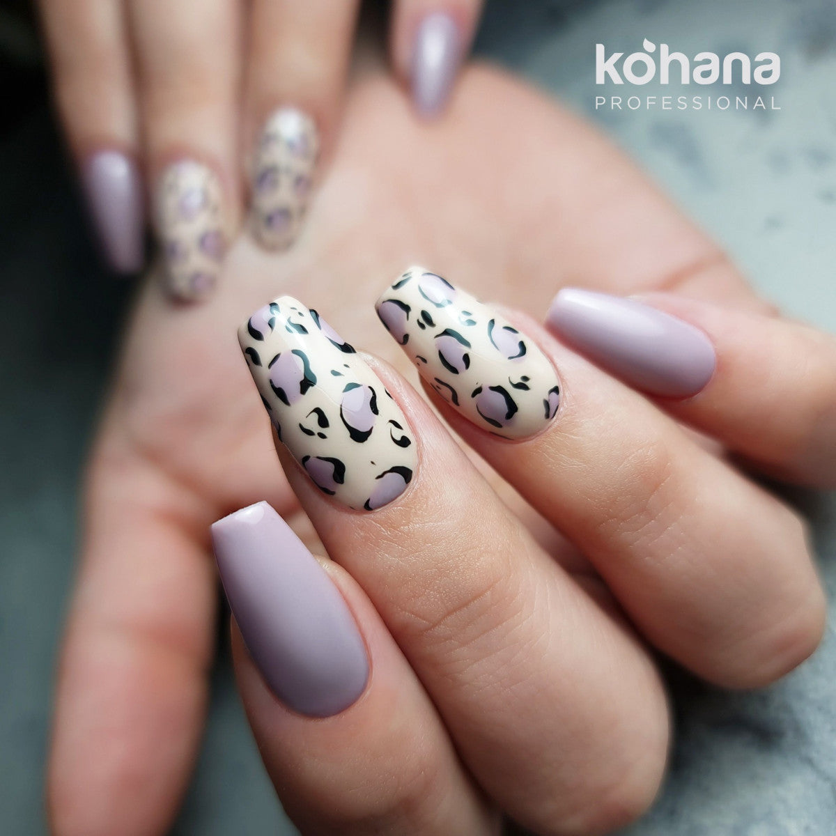 134 Fashionable Gel Polish 10ml