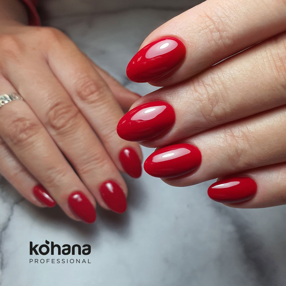 026 Big Red Apple Gel Polish 10ml