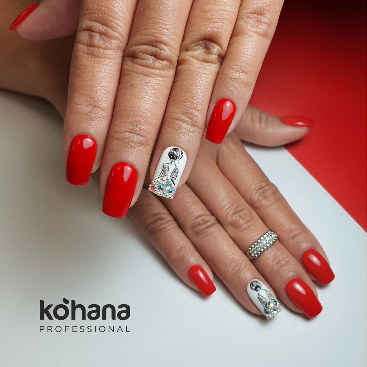 025 Red Hot Poker Gel Polish 10ml